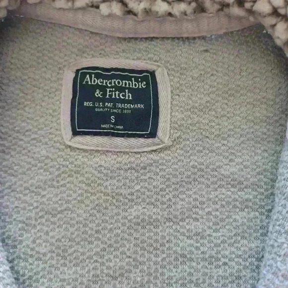 Abercrombie & Fitch Womens Gray And Lilac 1/4 Zip Sherpa Sweater S - Picture 8 of 13
